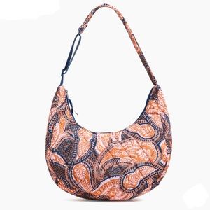 Vera Bradley - paisley crescent bag